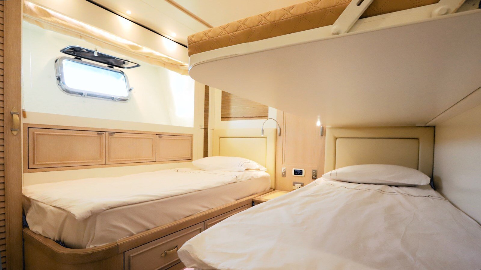 2011-sanlorenzo-90-7-d5d344