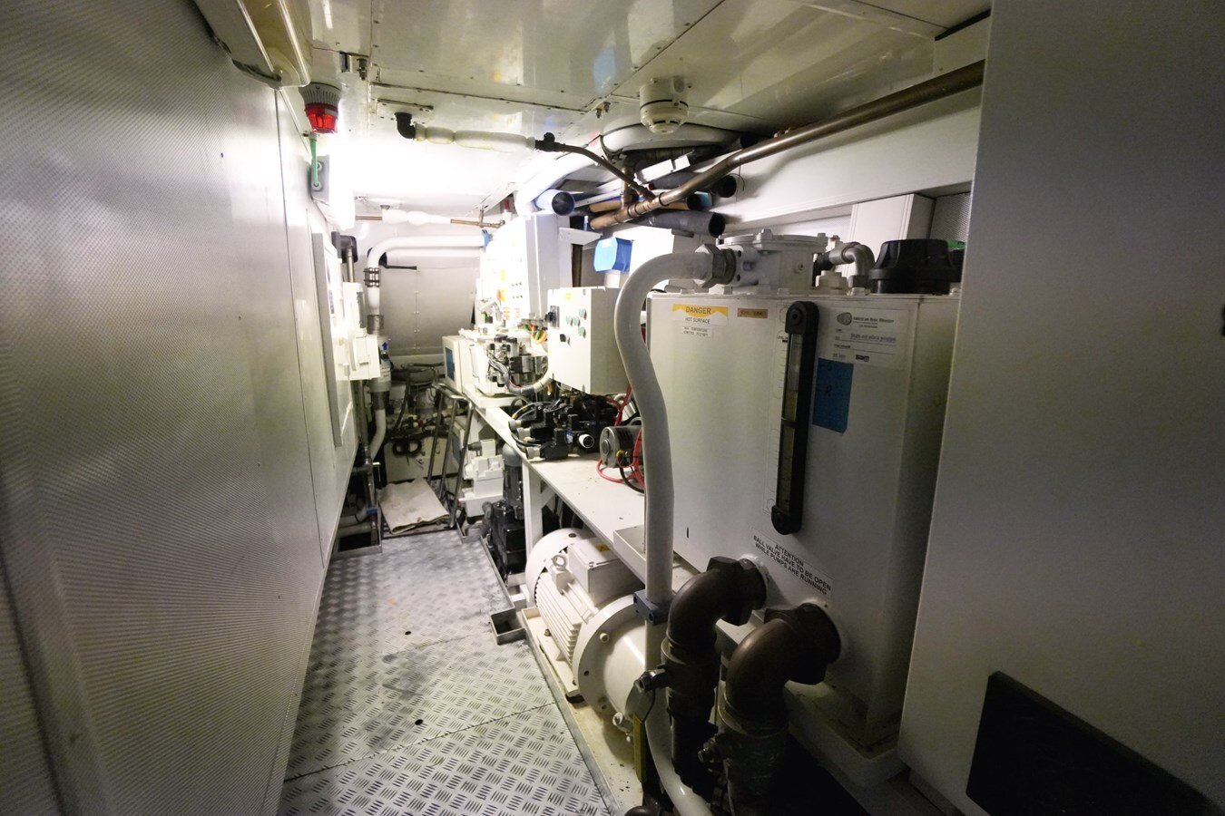 2011-sanlorenzo-90-7-d5d344