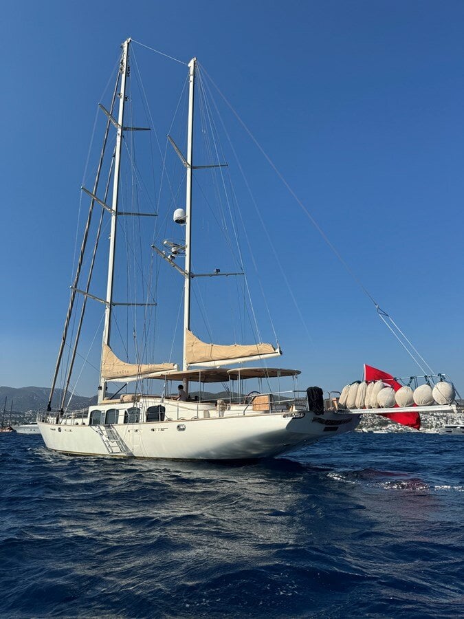 2011-ses-yachts-87-985655