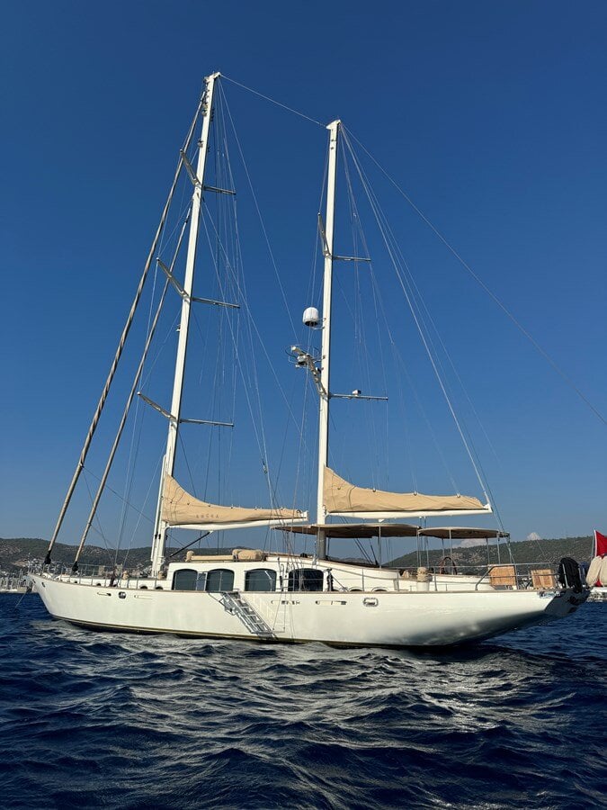 2011-ses-yachts-87-985655