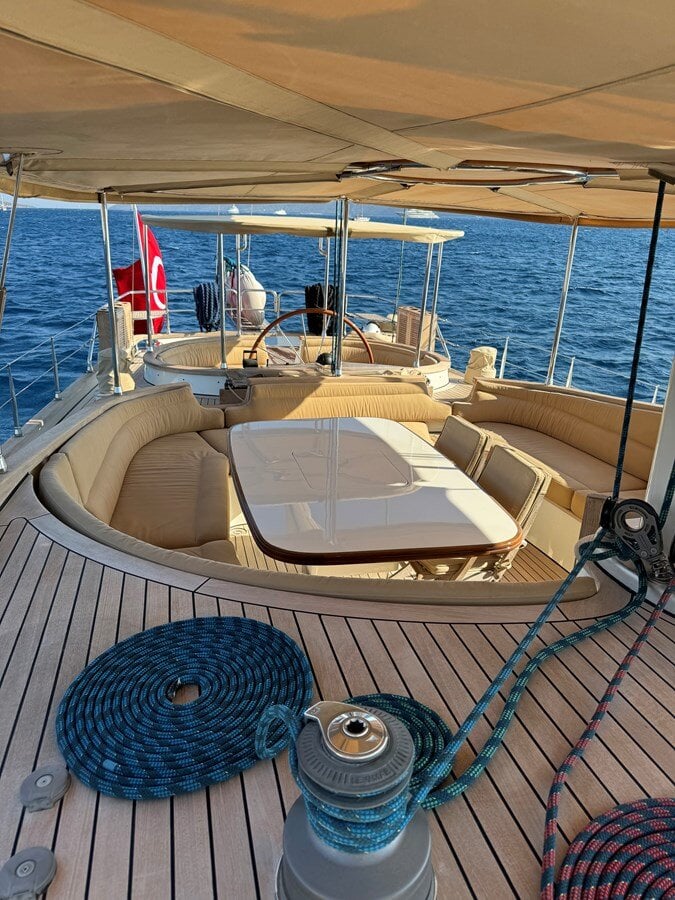 2011-ses-yachts-87-985655