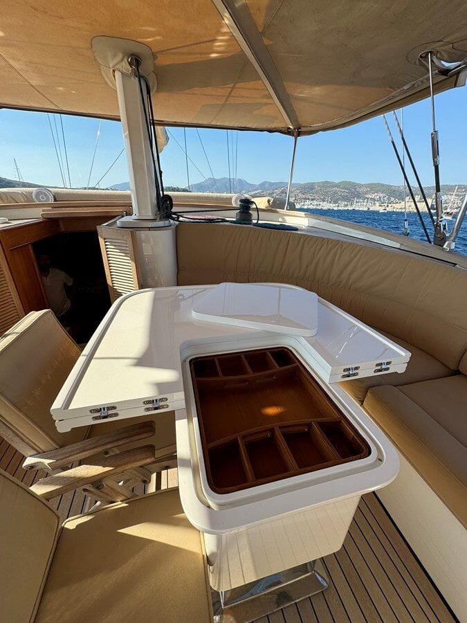 2011-ses-yachts-87-985655