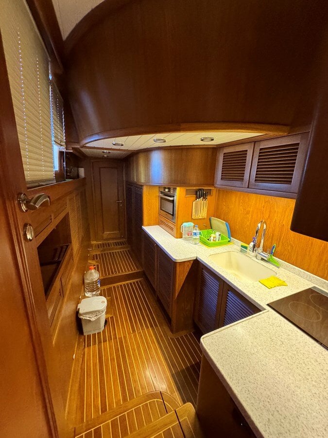 2011-ses-yachts-87-985655