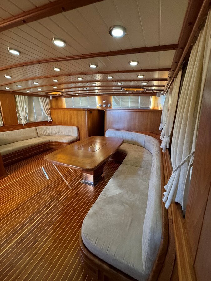 2011-ses-yachts-87-985655