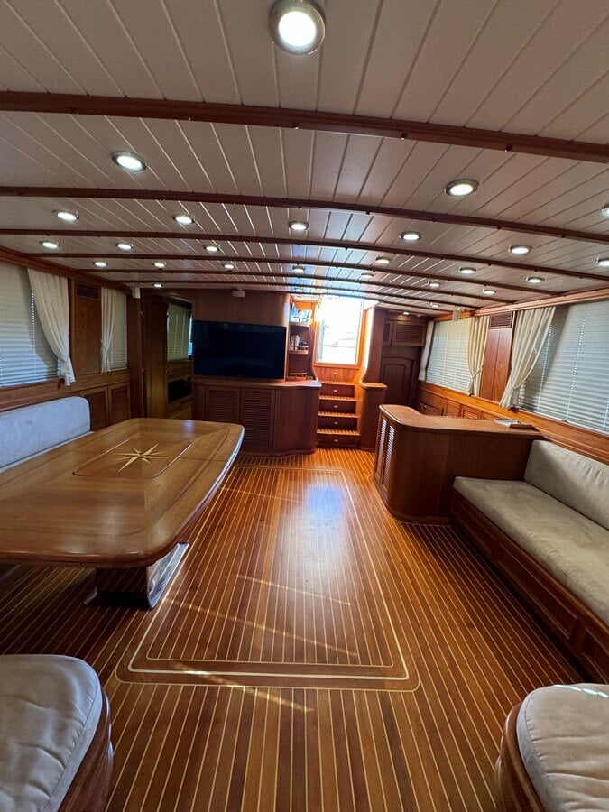 2011-ses-yachts-87-985655