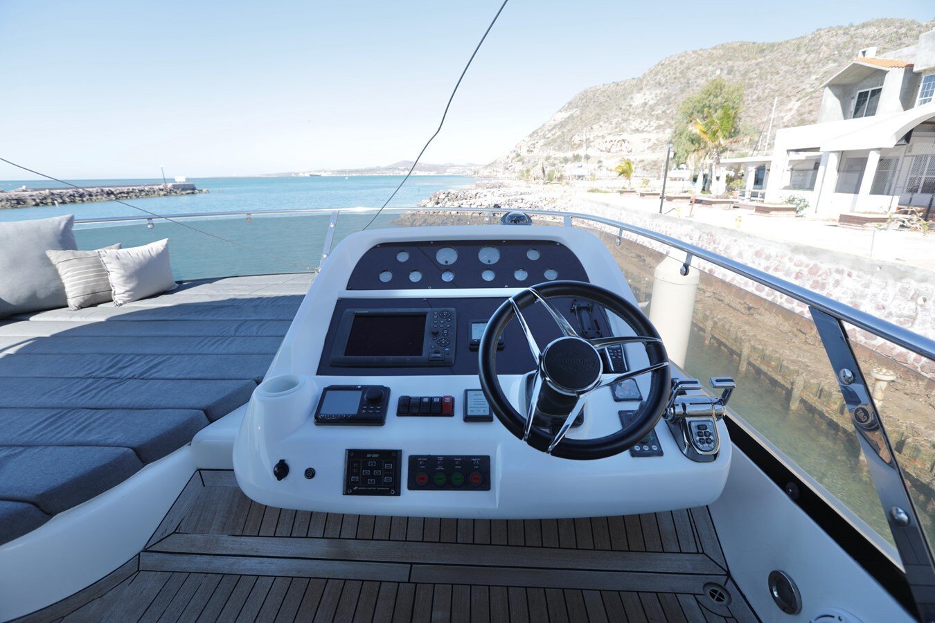 2011-sunseeker-70-1fe0e8