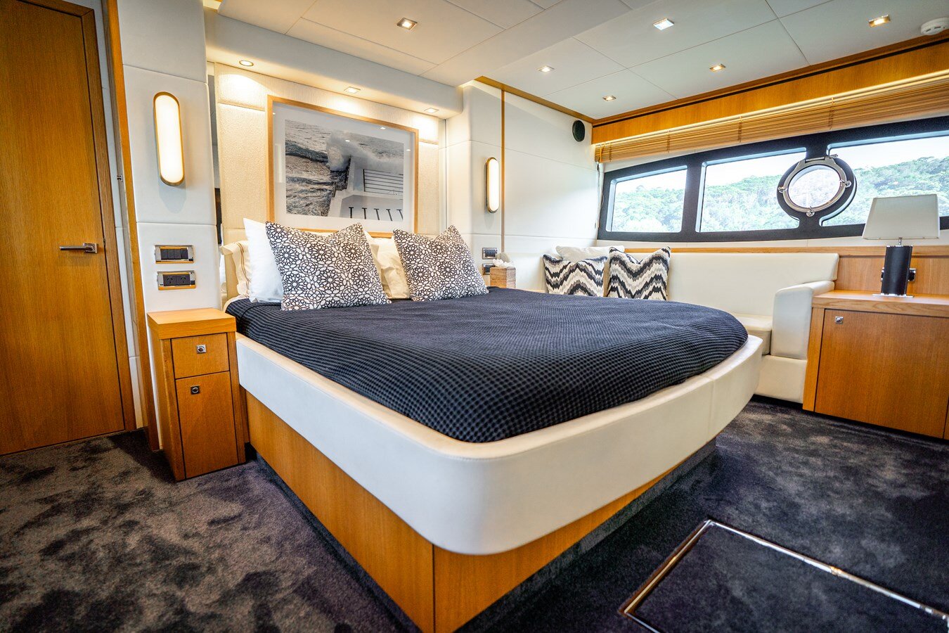 2011-sunseeker-74-2-a78b26