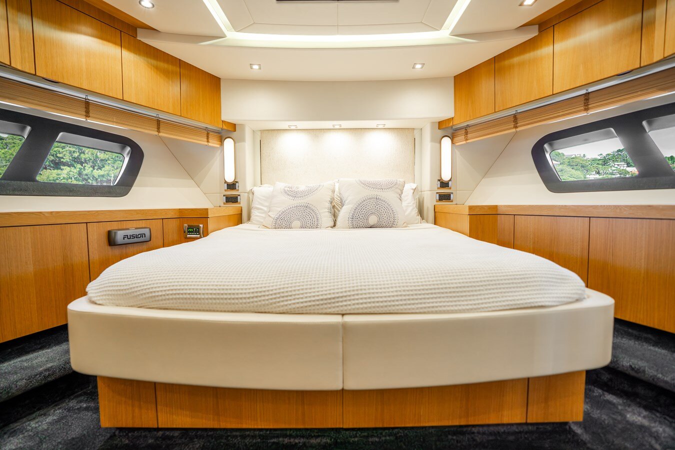 2011-sunseeker-74-2-a78b26