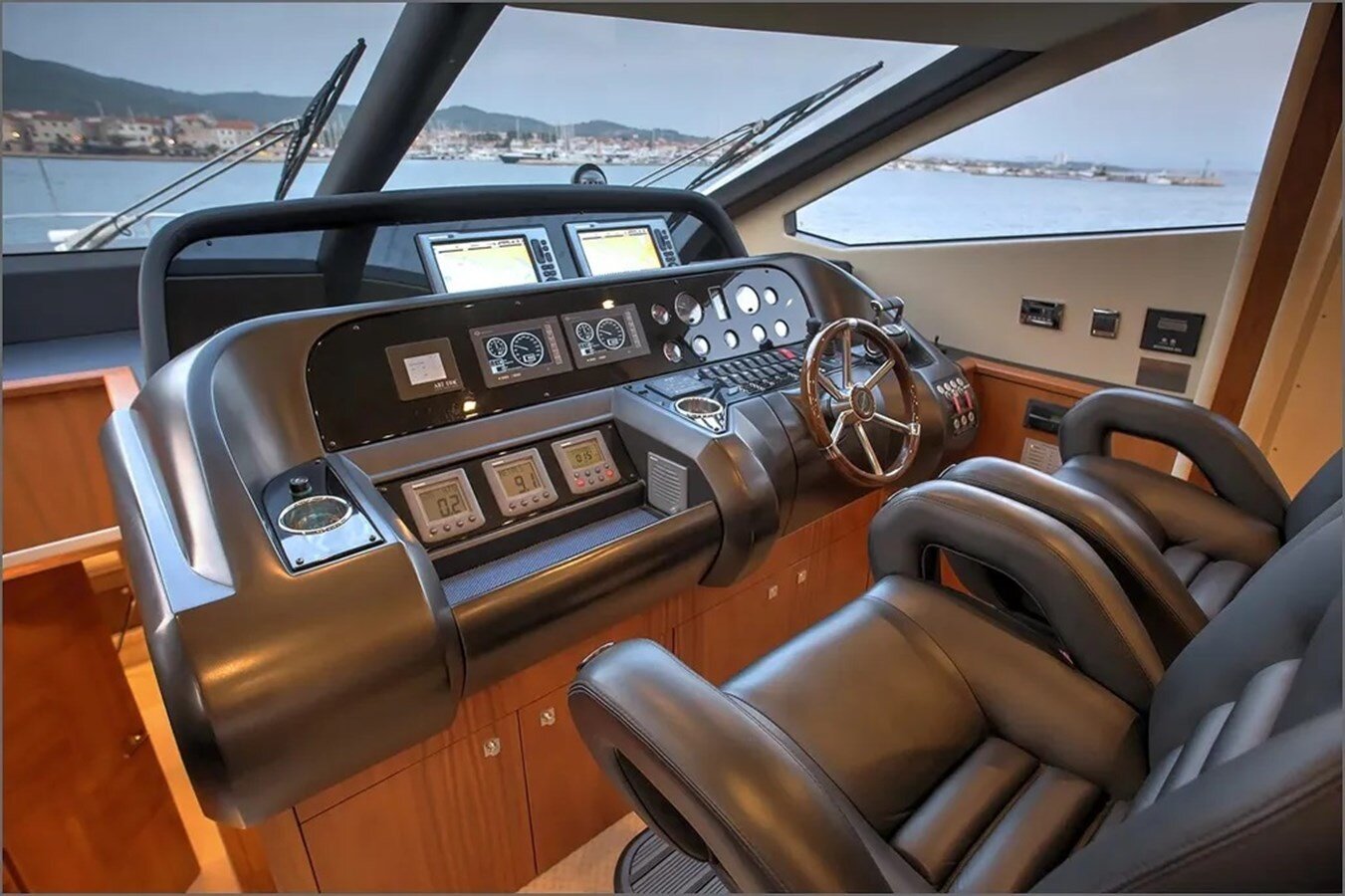 2011-sunseeker-80-3-4ffefc