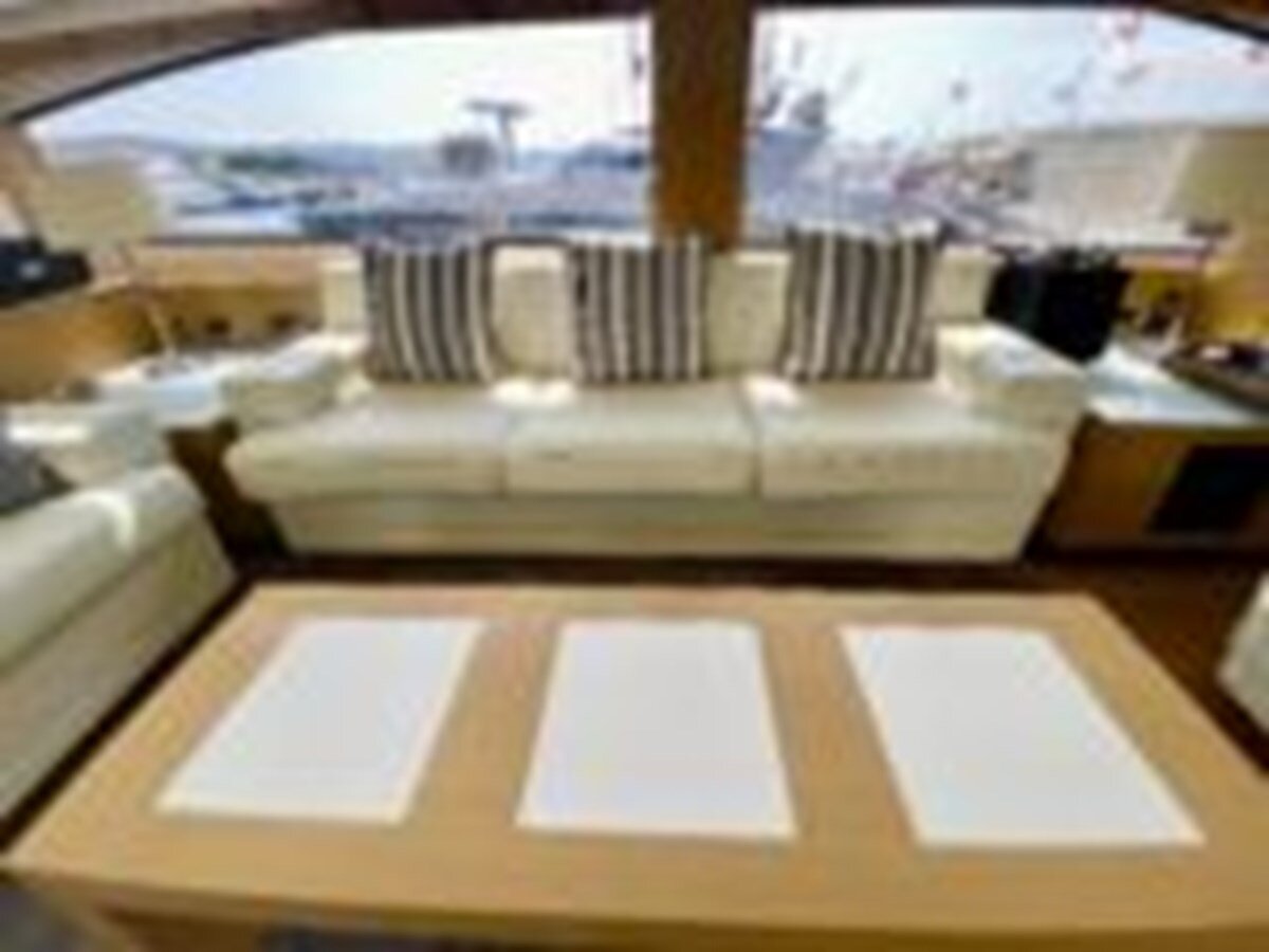 2011 SUNSEEKER 88' 2