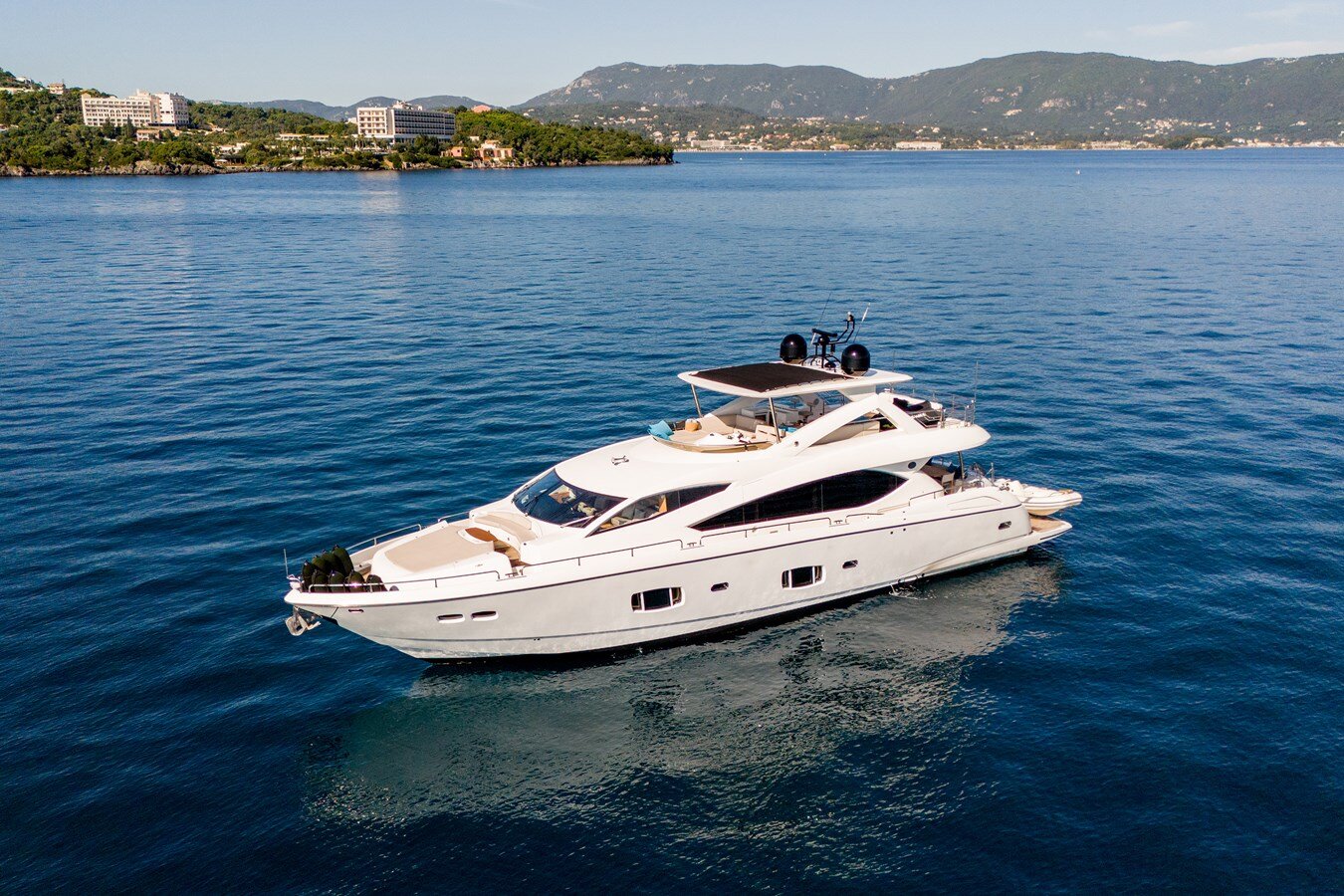 2011-sunseeker-88-3-34c5a3