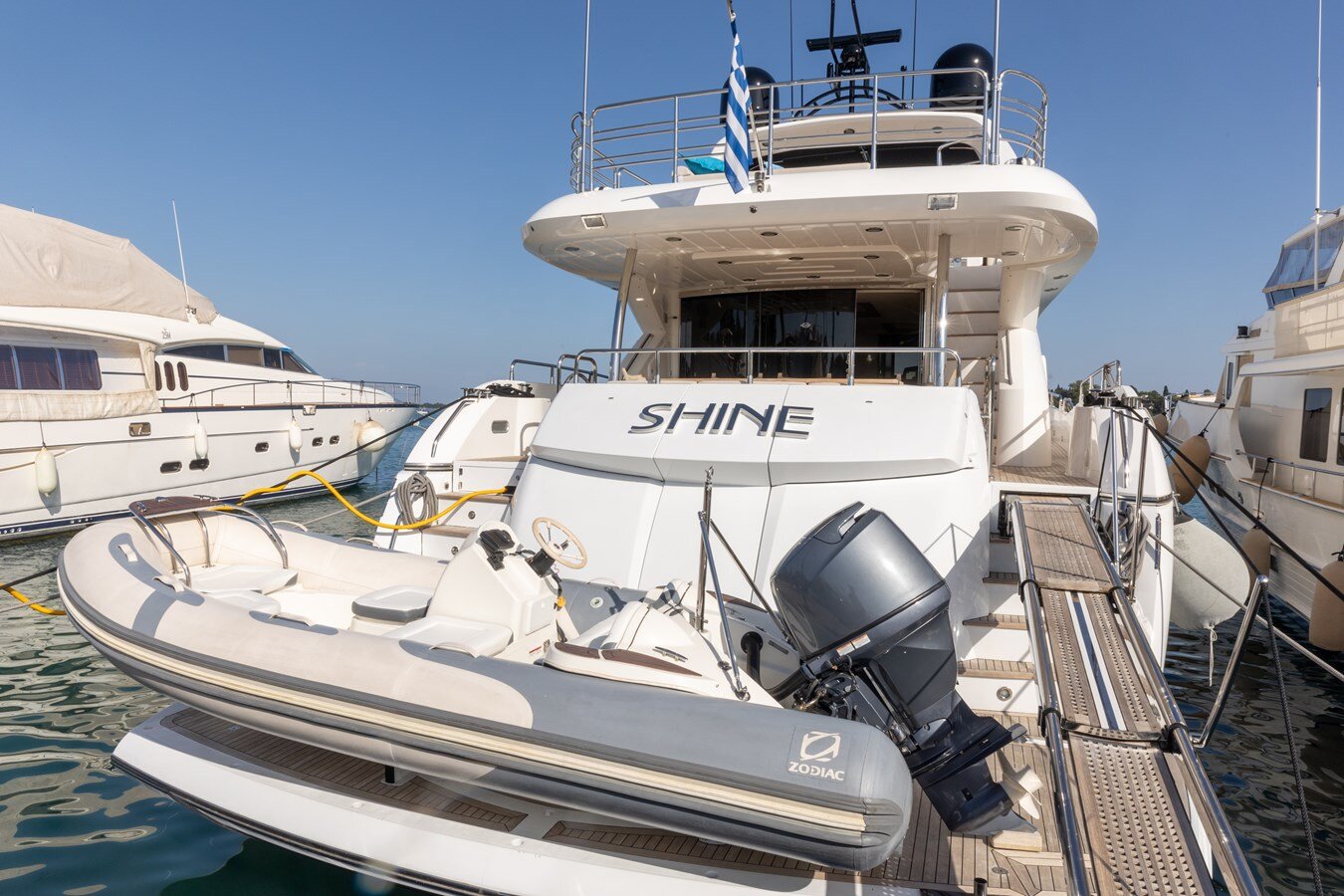 2011-sunseeker-88-3-34c5a3