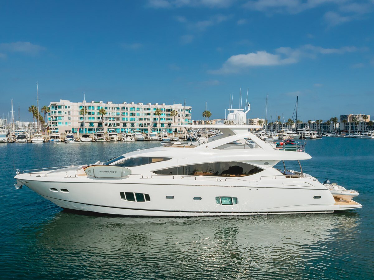 2011-sunseeker-88-65bfaa