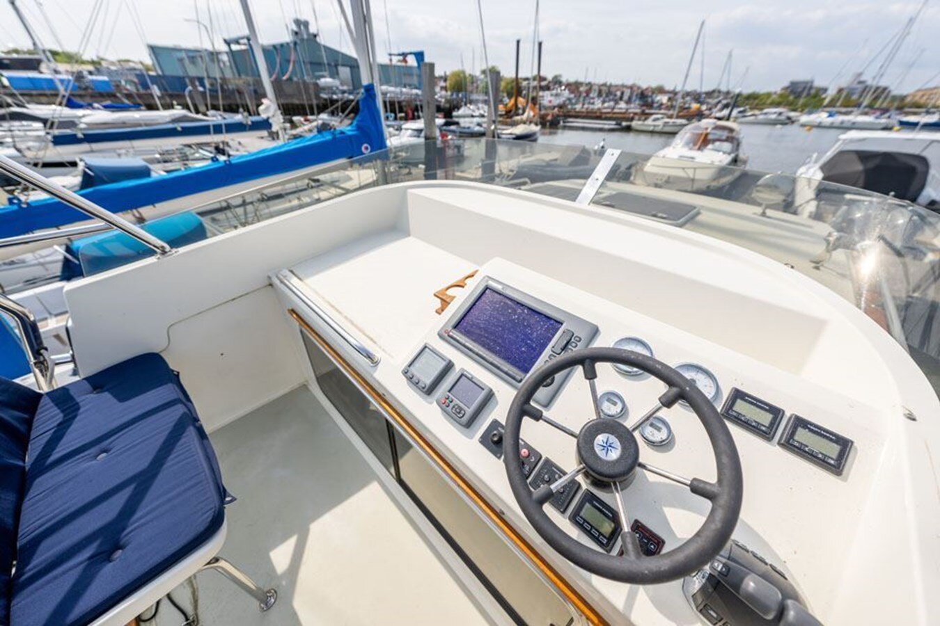 2011-targa-35-4-8987da