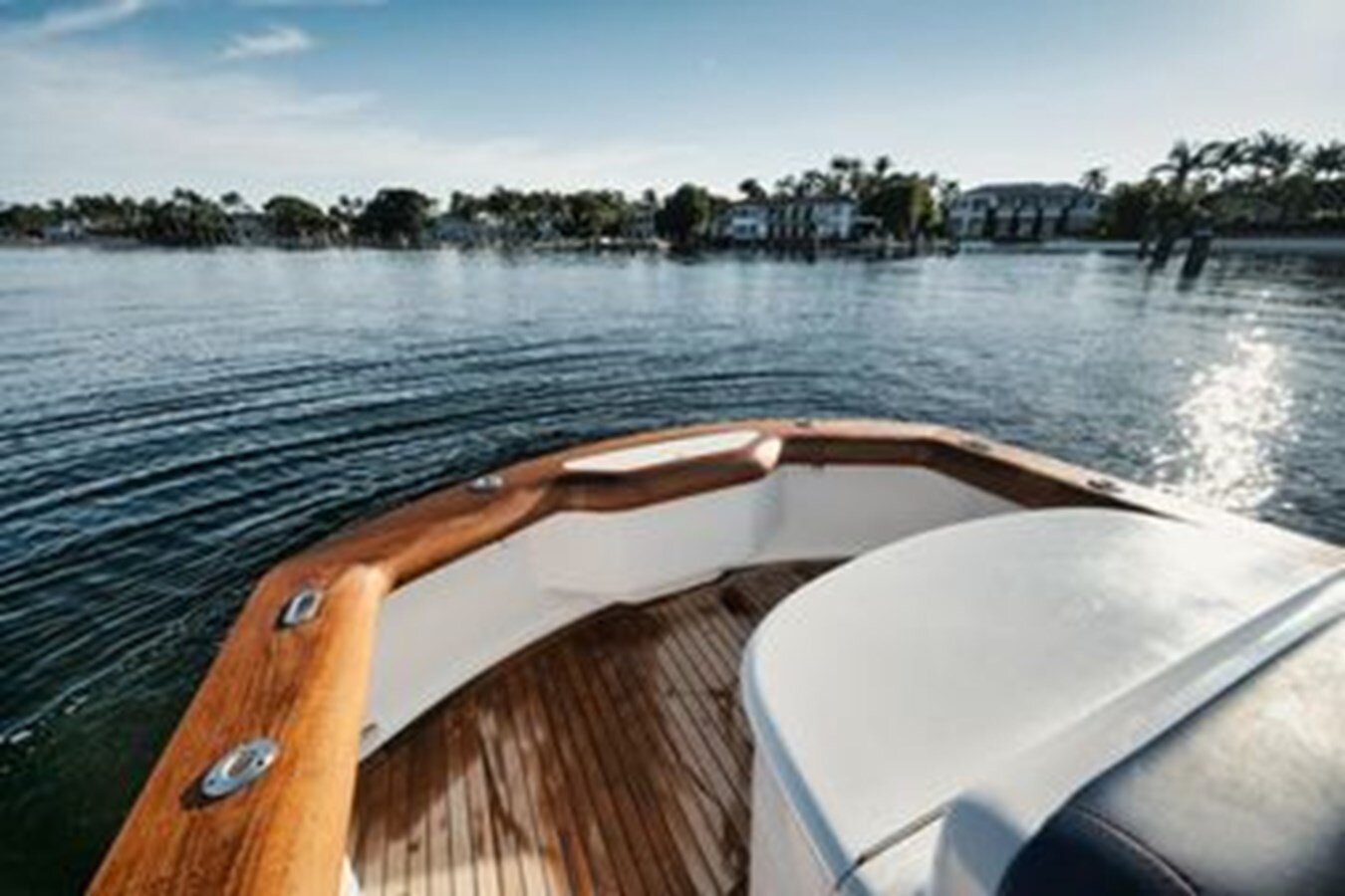 2011-winter-custom-yachts-29-2-3d7681