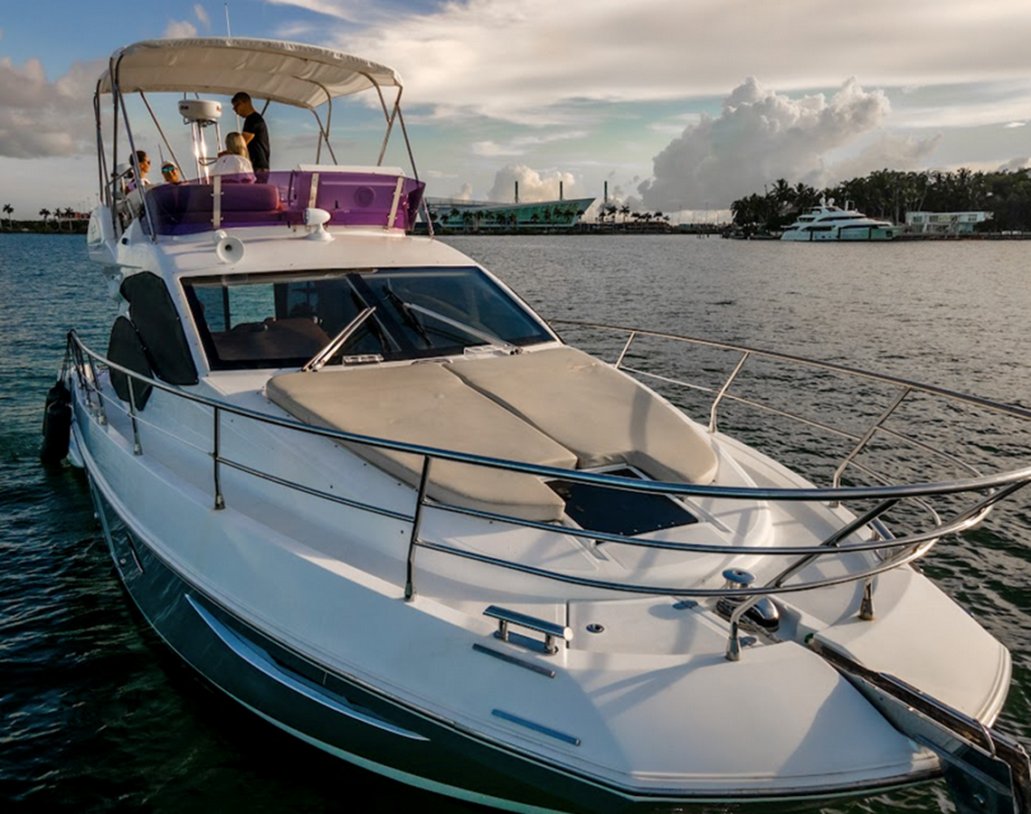 2012 AZIMUT YACHTS 42'