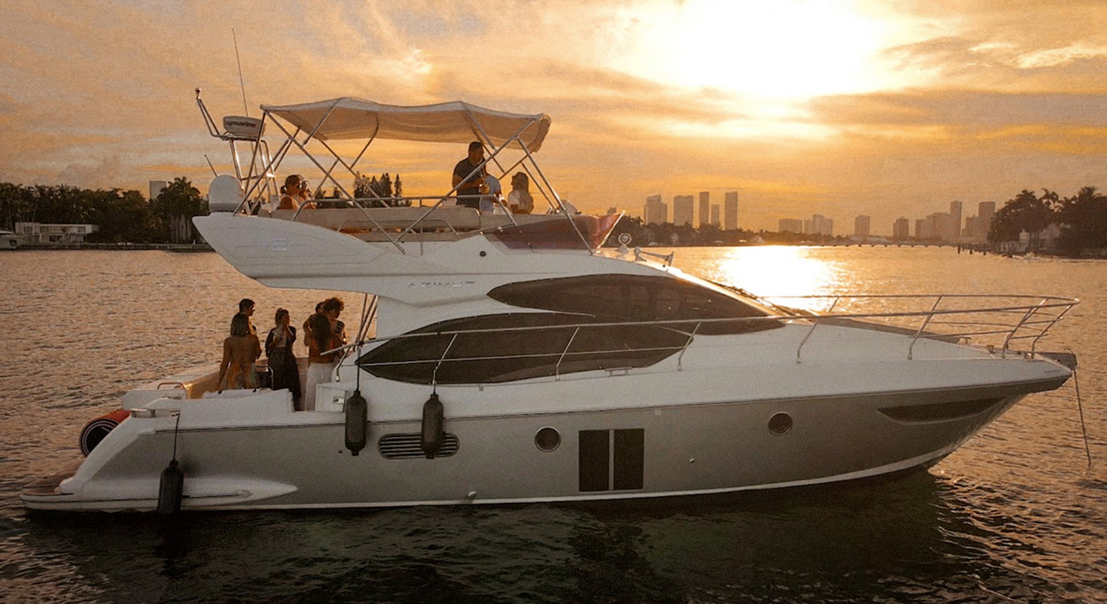 2012 AZIMUT YACHTS 42'