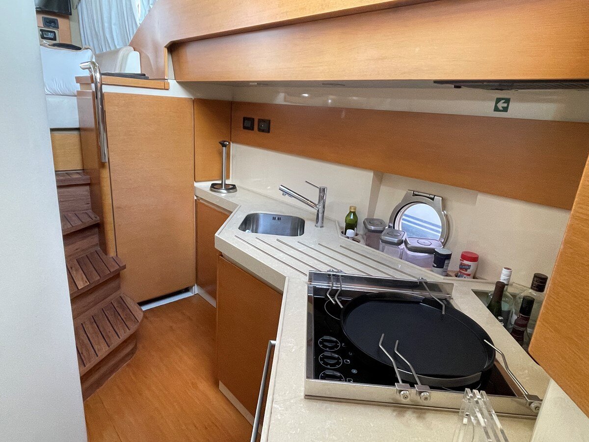 2012-azimut-yachts-45-d7a04d