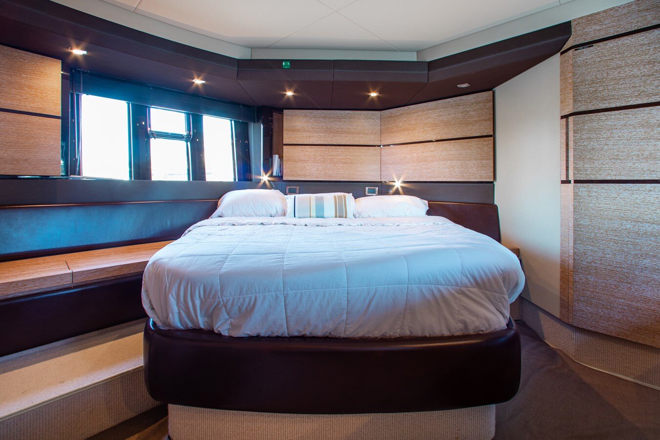 2012-azimut-yachts-54-9-2c3424