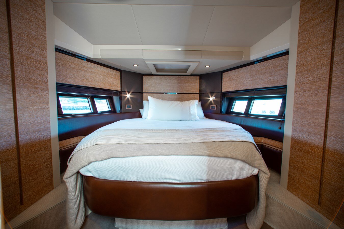 2012-azimut-yachts-54-9-2c3424