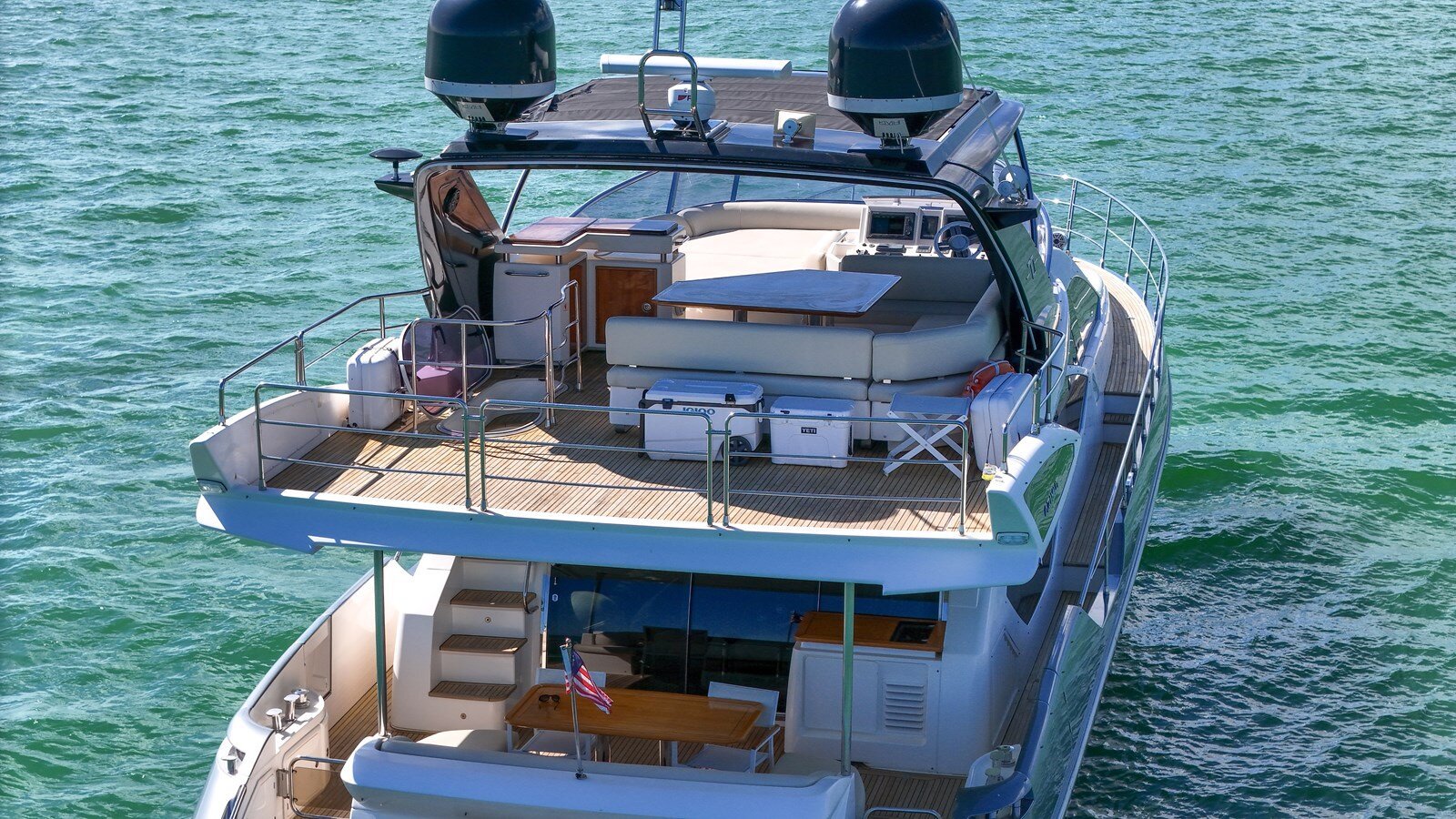 2012 AZIMUT YACHTS 71'