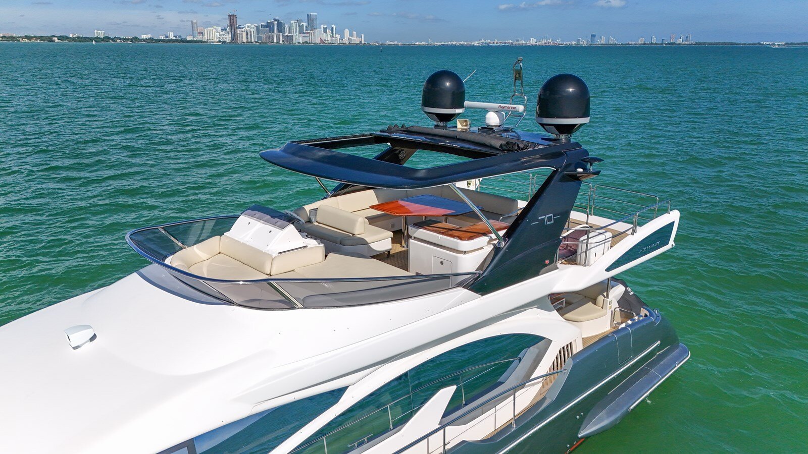 2012 AZIMUT YACHTS 71'