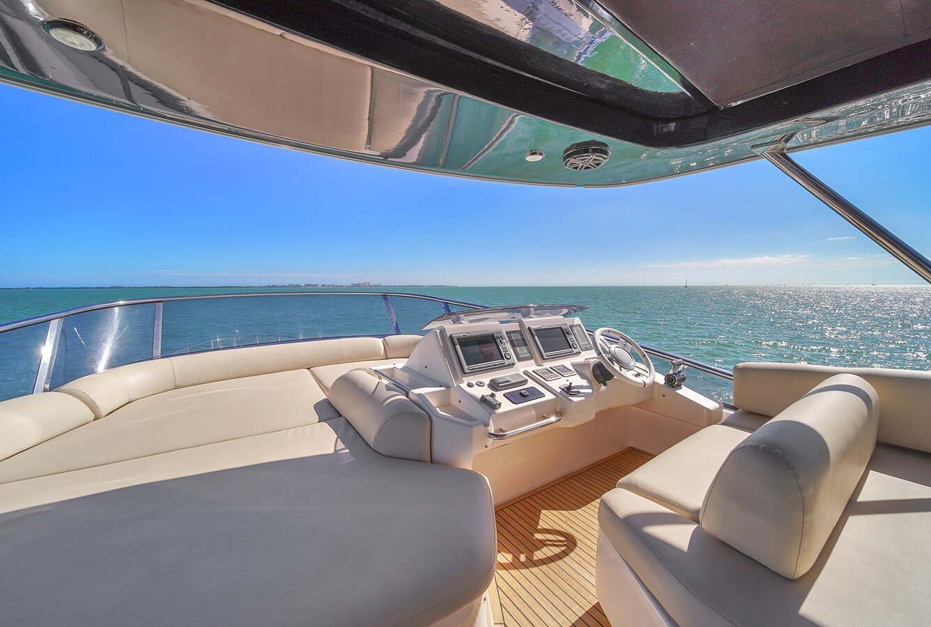 2012 AZIMUT YACHTS 71'