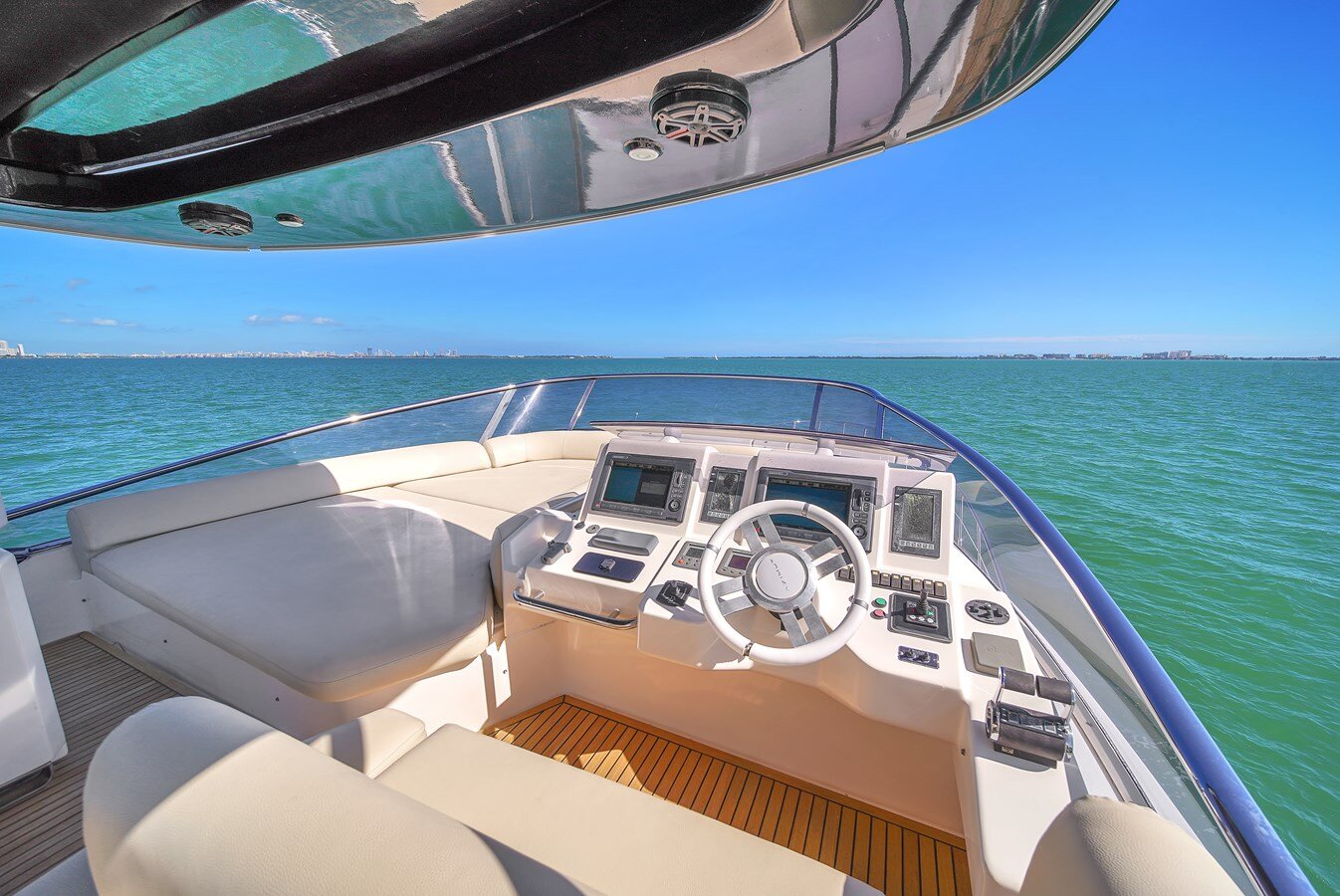 2012 AZIMUT YACHTS 71'