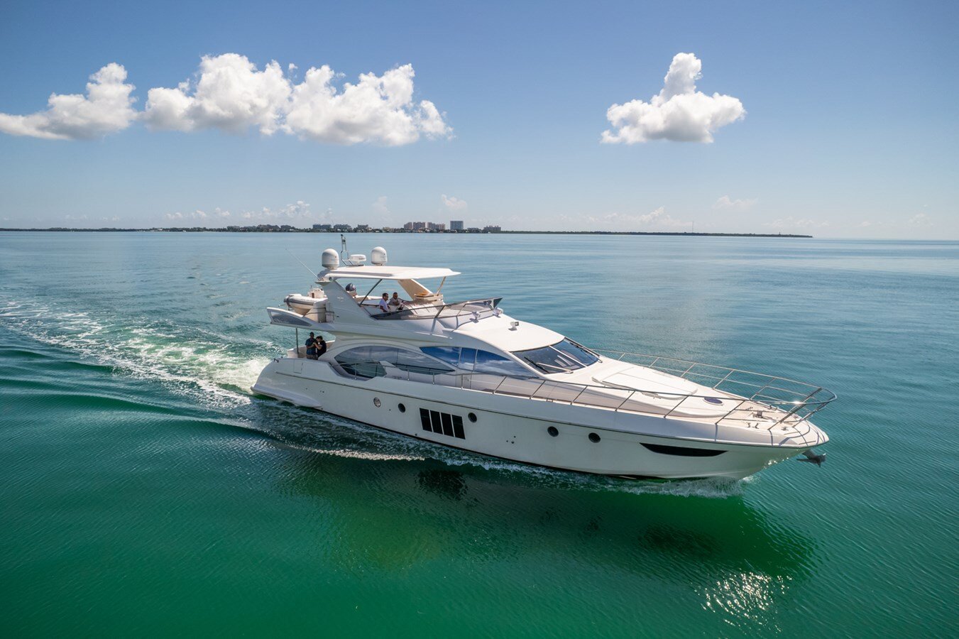 2012-azimut-yachts-7570-d40a0b