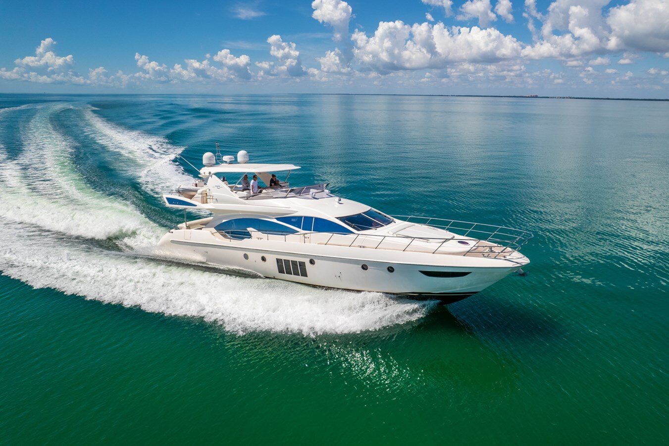 2012-azimut-yachts-7570-d40a0b