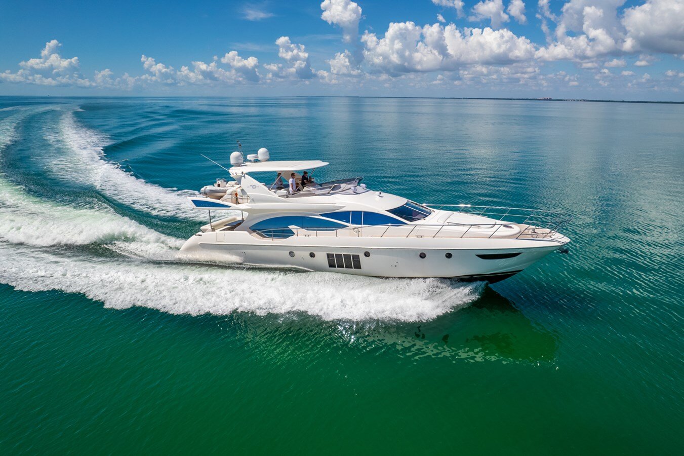 2012-azimut-yachts-7570-d40a0b
