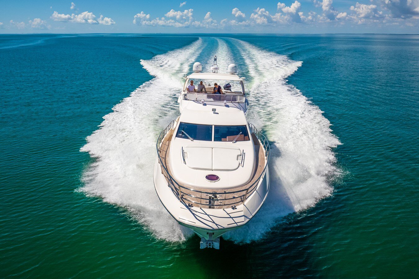 2012-azimut-yachts-7570-d40a0b