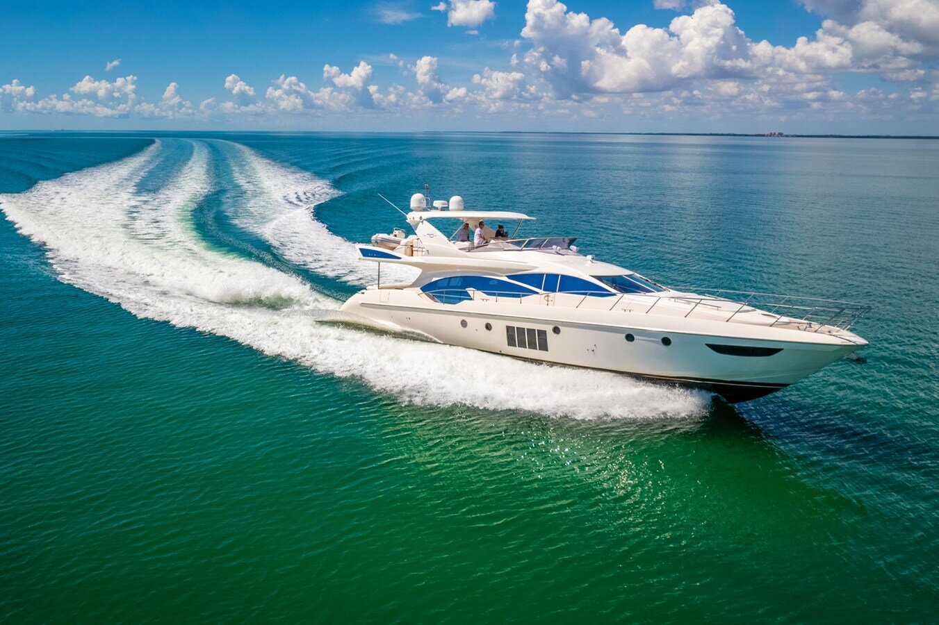 2012-azimut-yachts-7570-d40a0b