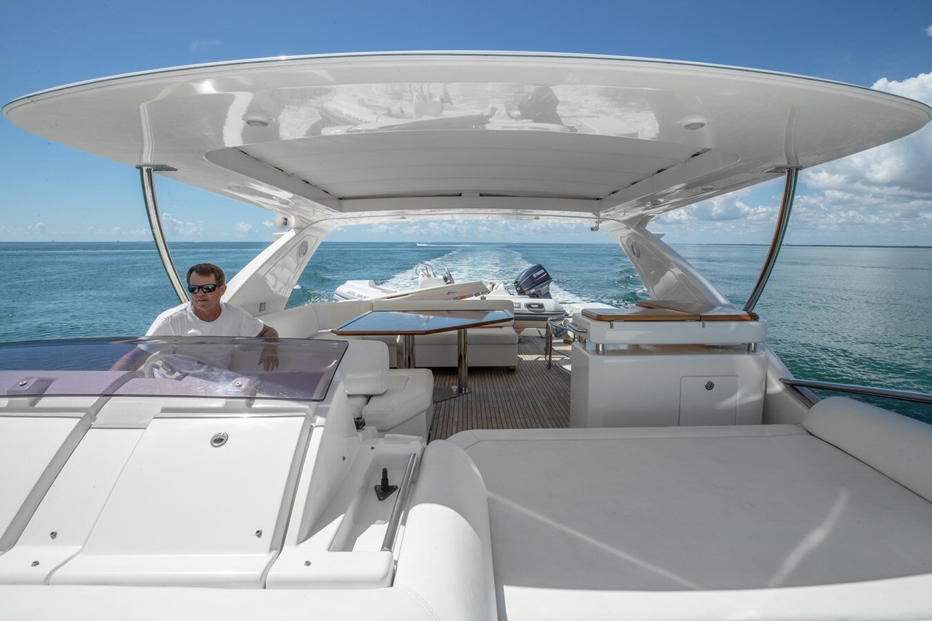 2012-azimut-yachts-7570-d40a0b