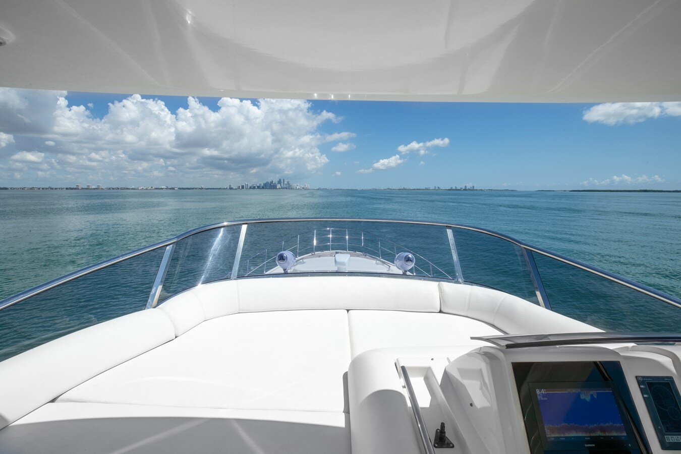 2012-azimut-yachts-7570-d40a0b