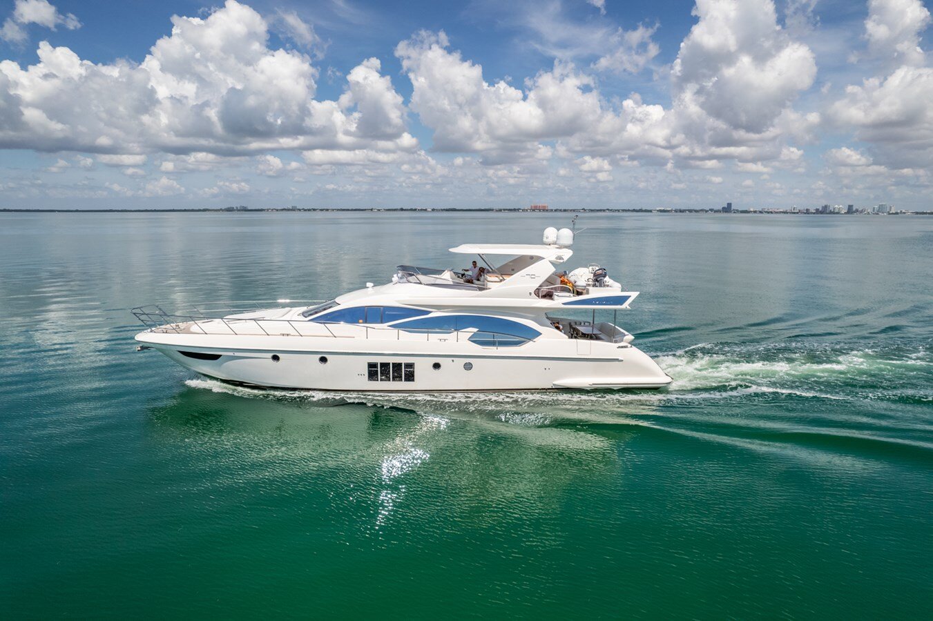 2012-azimut-yachts-7570-d40a0b