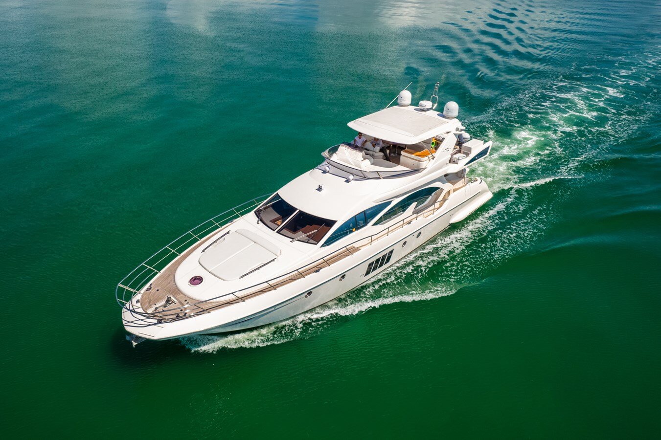 2012-azimut-yachts-7570-d40a0b