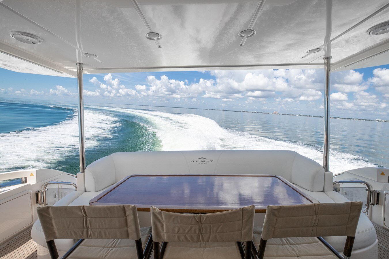 2012-azimut-yachts-7570-d40a0b