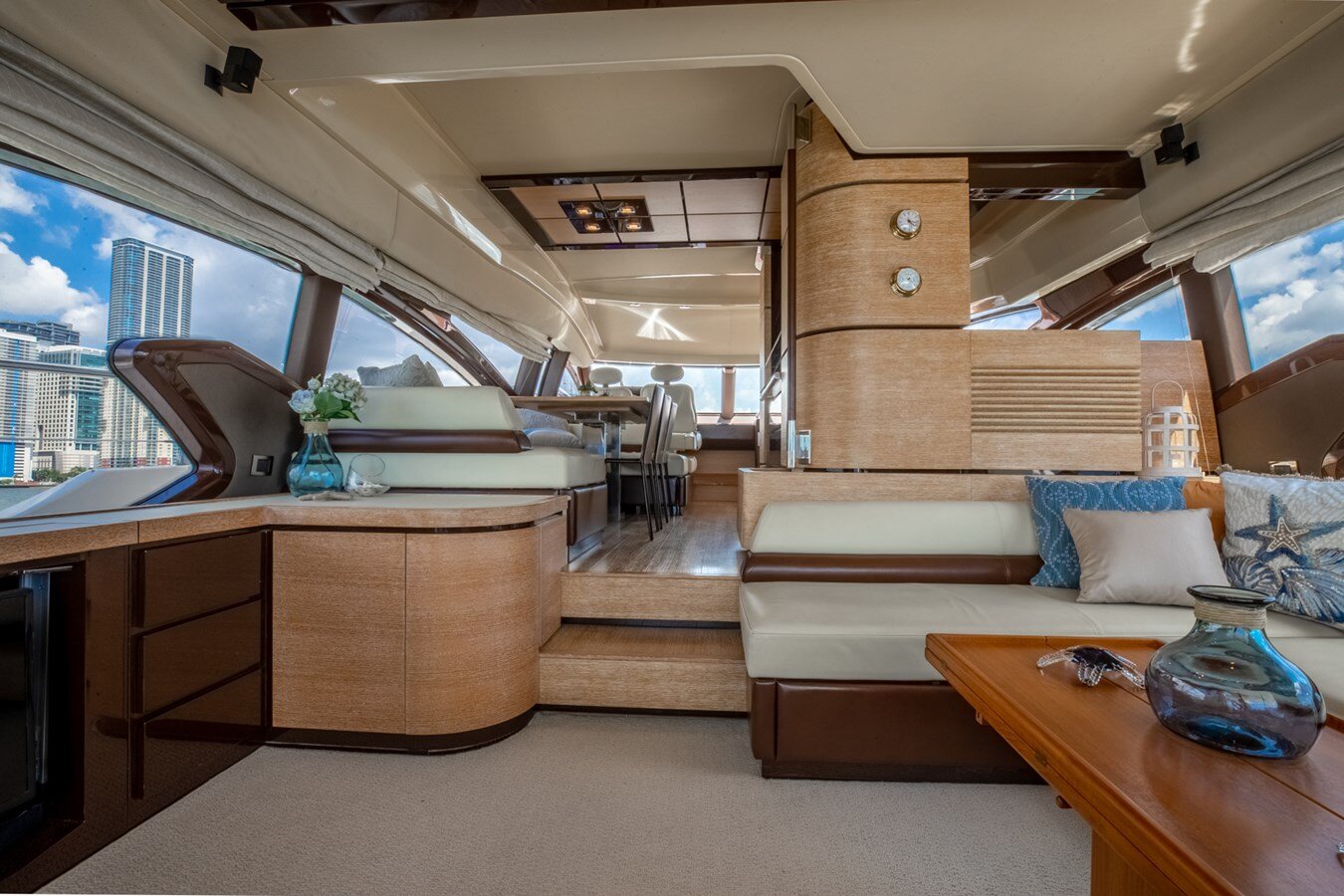 2012-azimut-yachts-7570-d40a0b