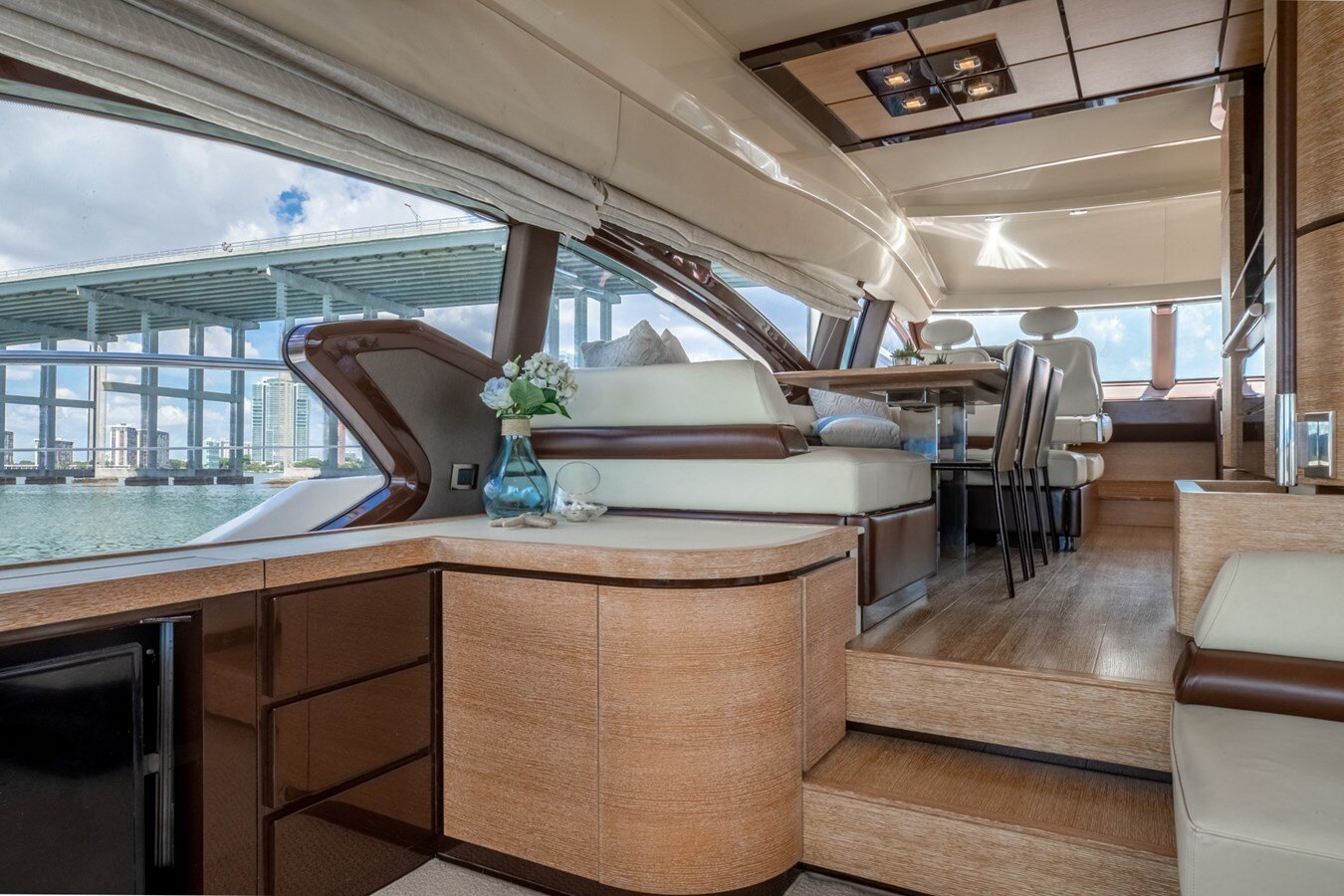 2012-azimut-yachts-7570-d40a0b