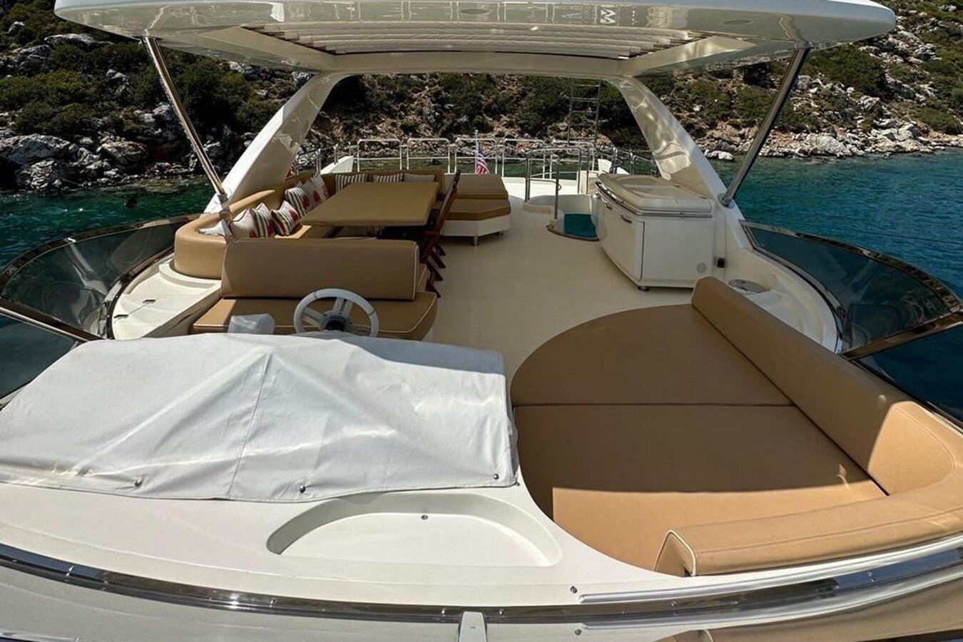 2012-azimut-yachts-77-9-510fe2