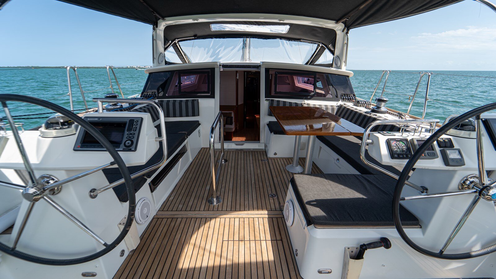 2012-beneteau-49-6-4bdb9b
