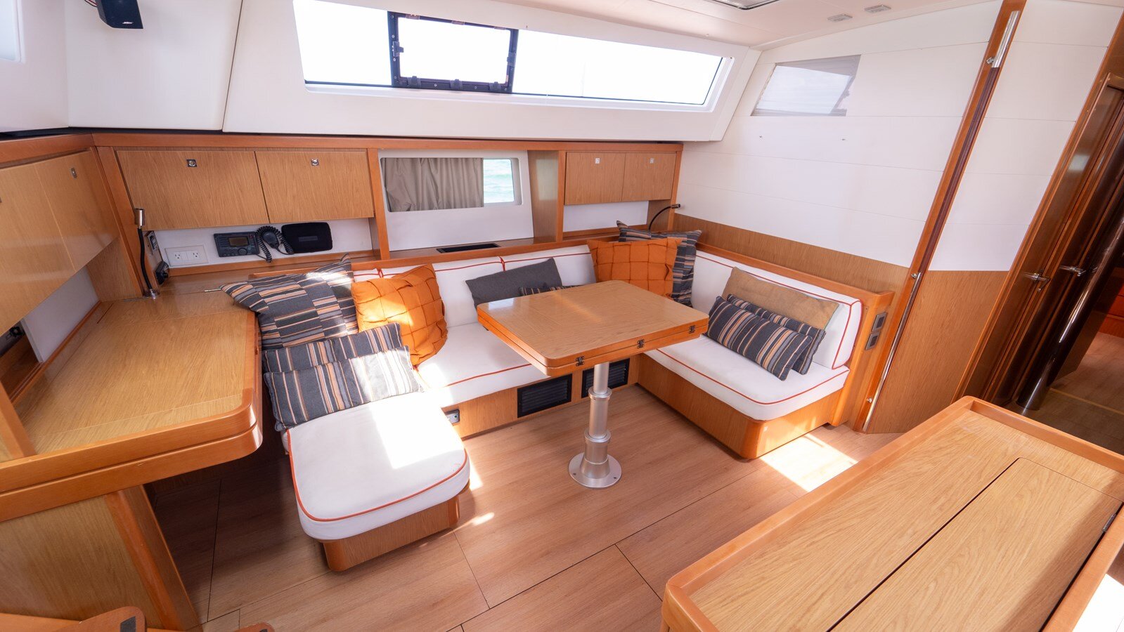 2012-beneteau-49-6-4bdb9b
