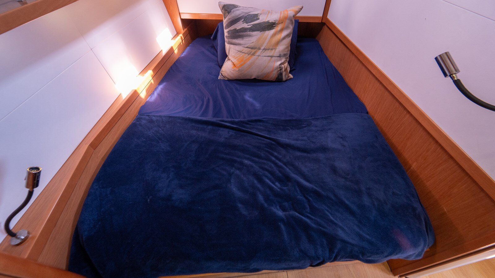 2012-beneteau-49-6-4bdb9b