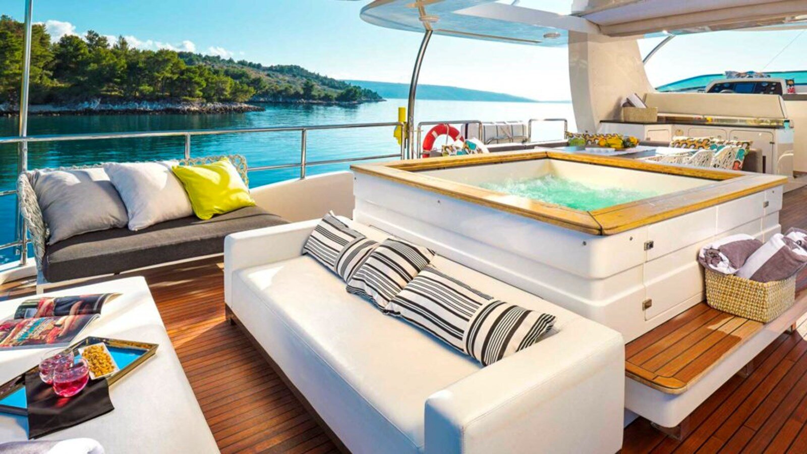 2012 BENETTI 93' 7