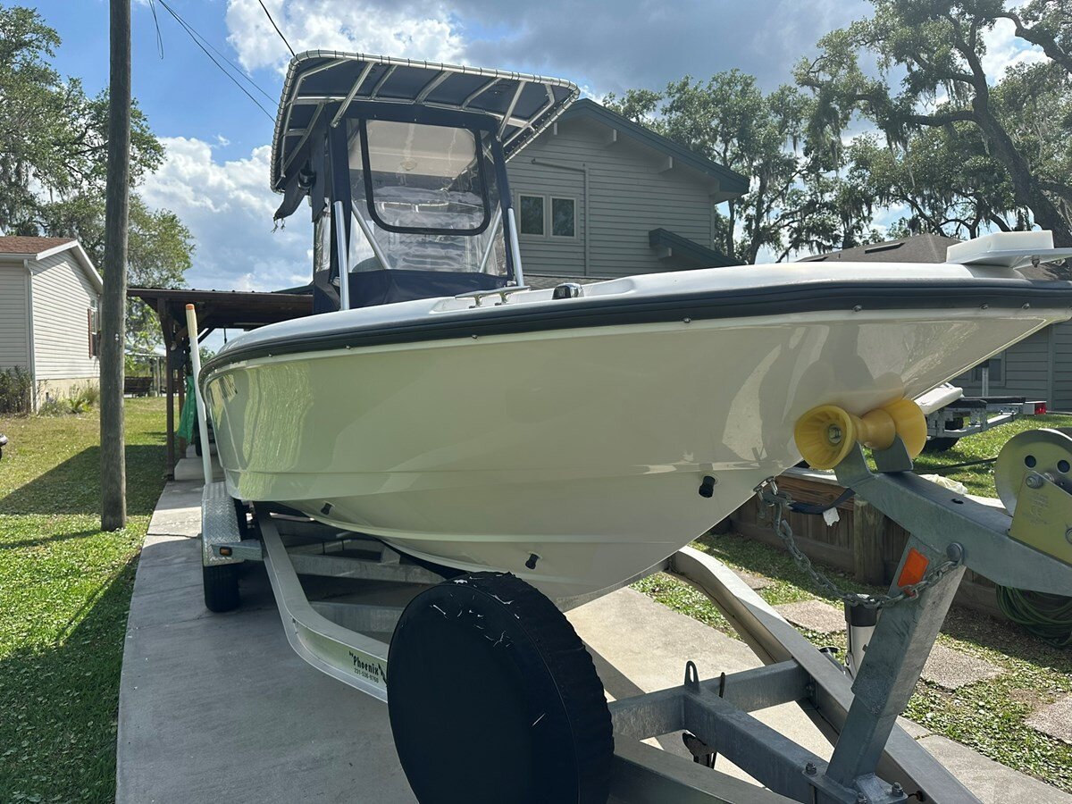 2012-boston-whaler-23-6-59980b