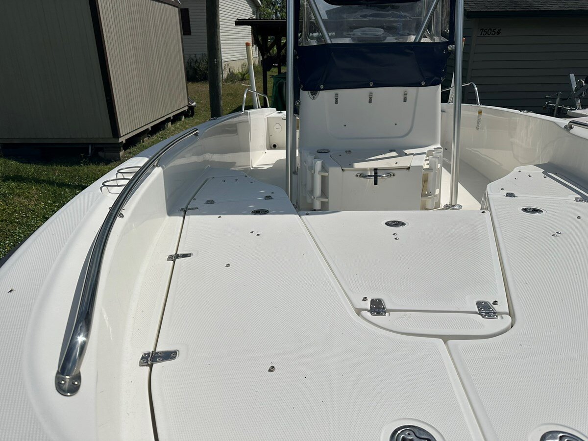 2012-boston-whaler-23-6-59980b