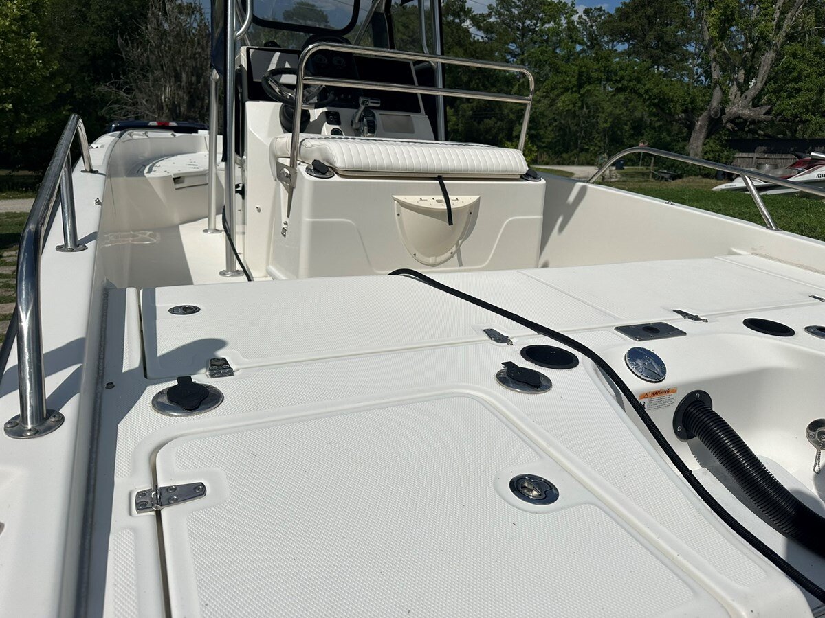 2012-boston-whaler-23-6-59980b