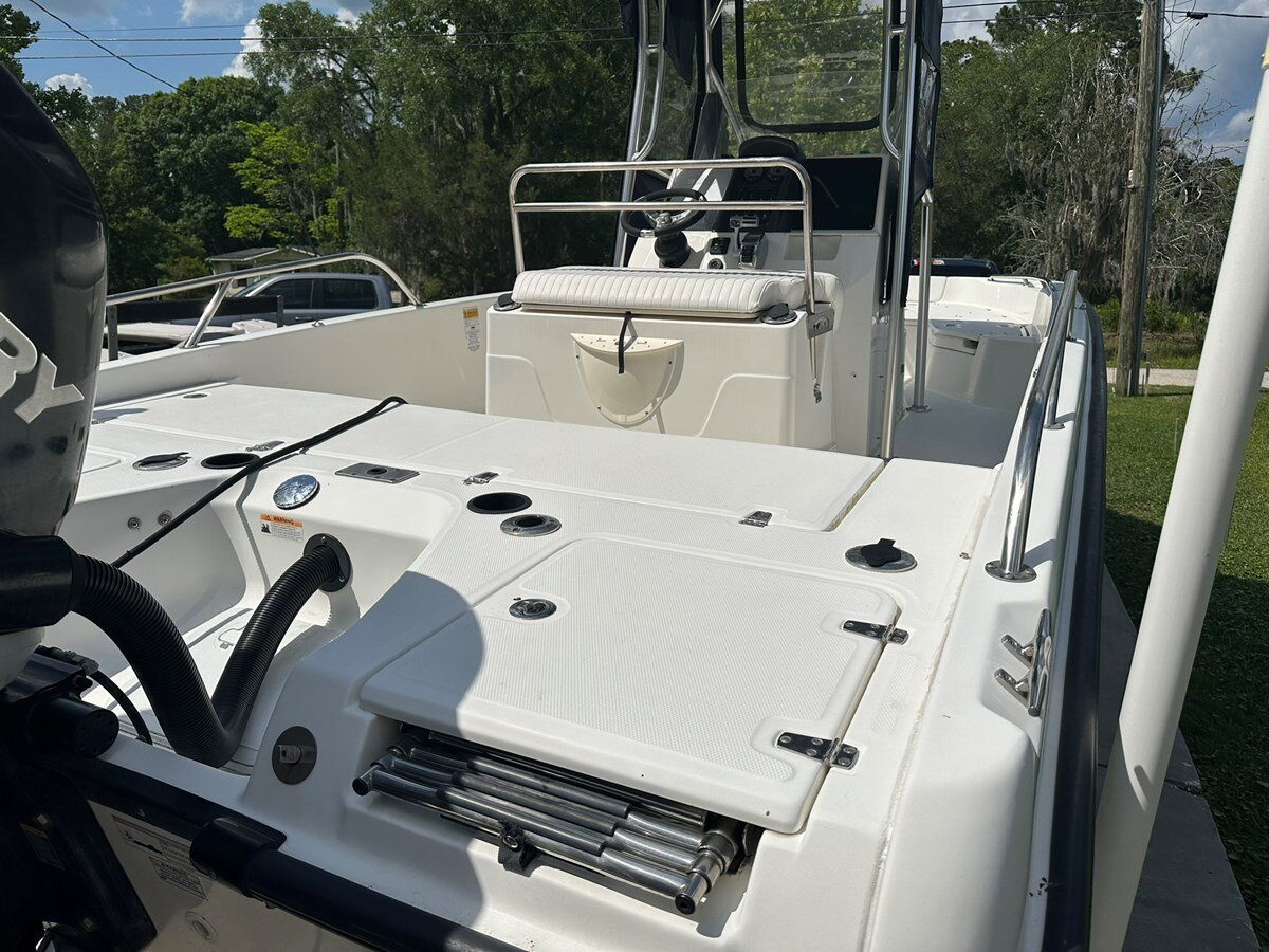 2012-boston-whaler-23-6-59980b