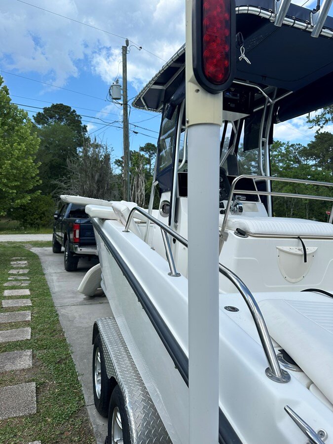 2012-boston-whaler-23-6-59980b